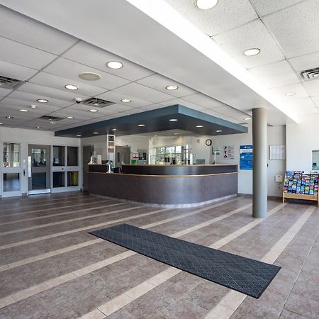 Residence & Conference Centre - Niagara-On-The-Lake Sainte-Catherine Екстериор снимка