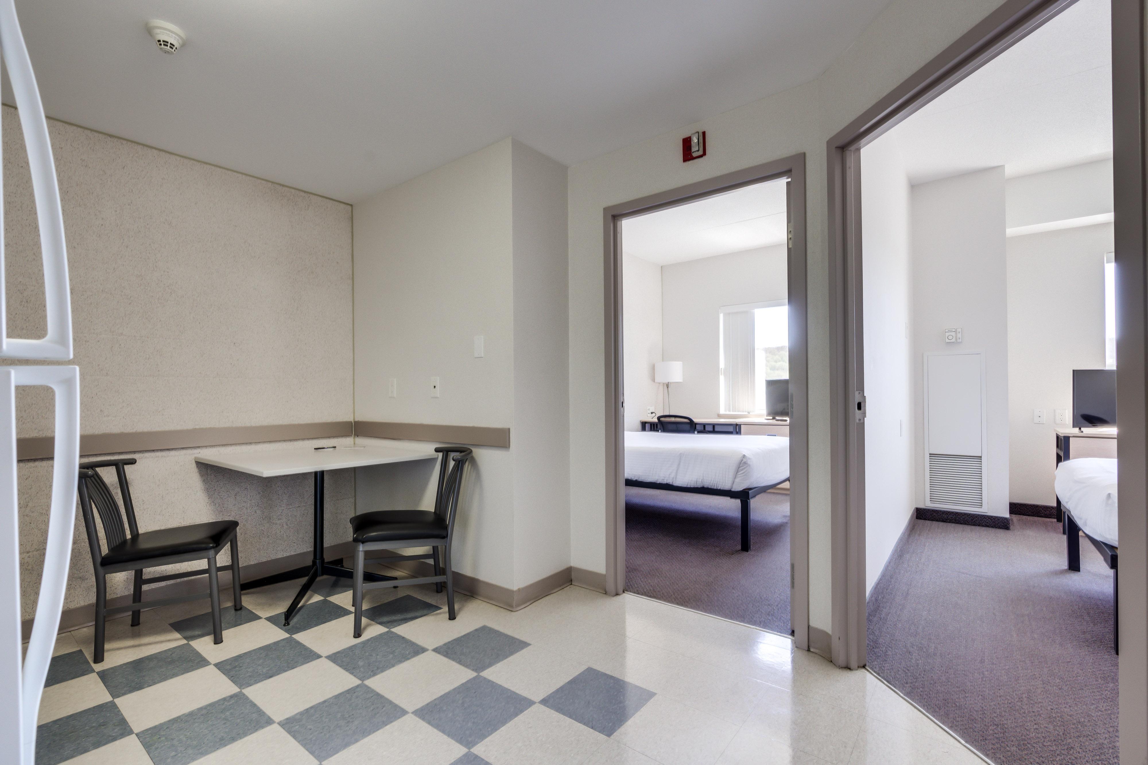 Residence & Conference Centre - Niagara-On-The-Lake Sainte-Catherine Екстериор снимка