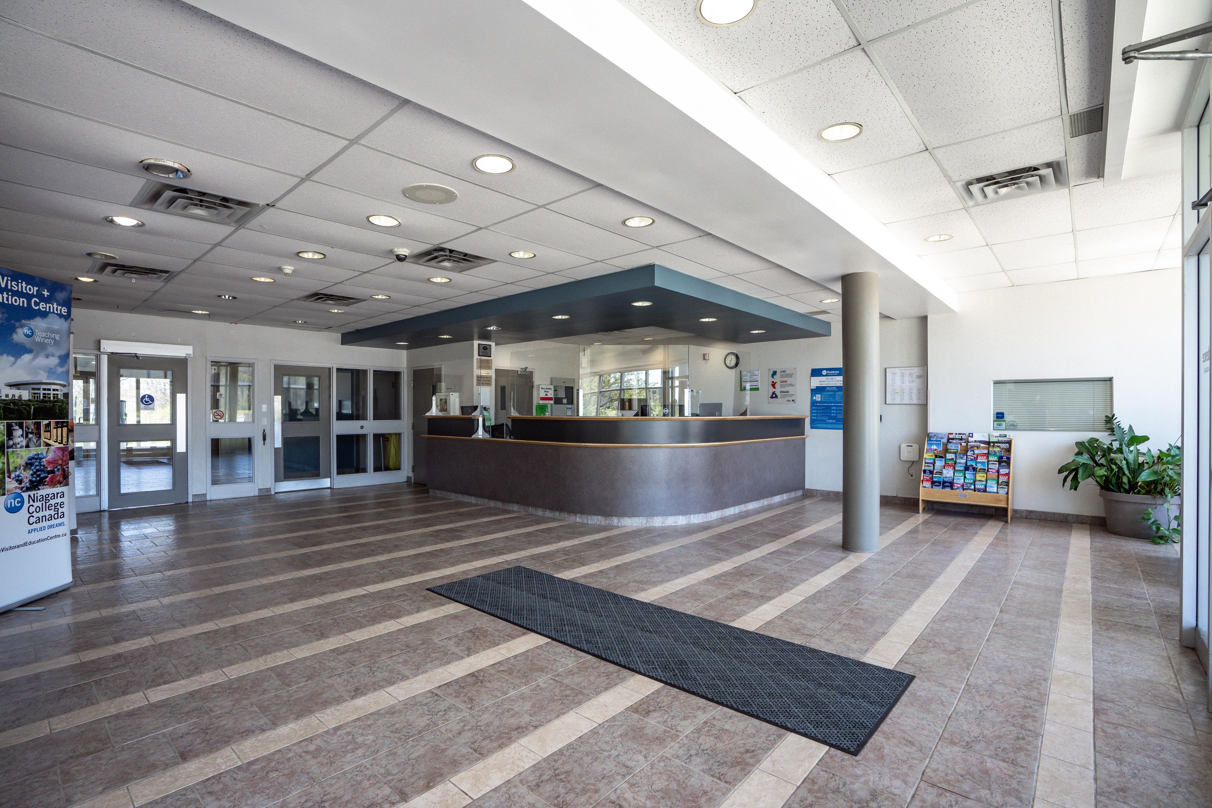 Residence & Conference Centre - Niagara-On-The-Lake Sainte-Catherine Екстериор снимка