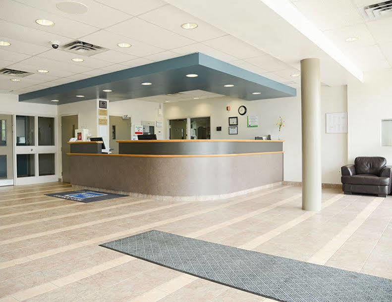 Residence & Conference Centre - Niagara-On-The-Lake Sainte-Catherine Екстериор снимка